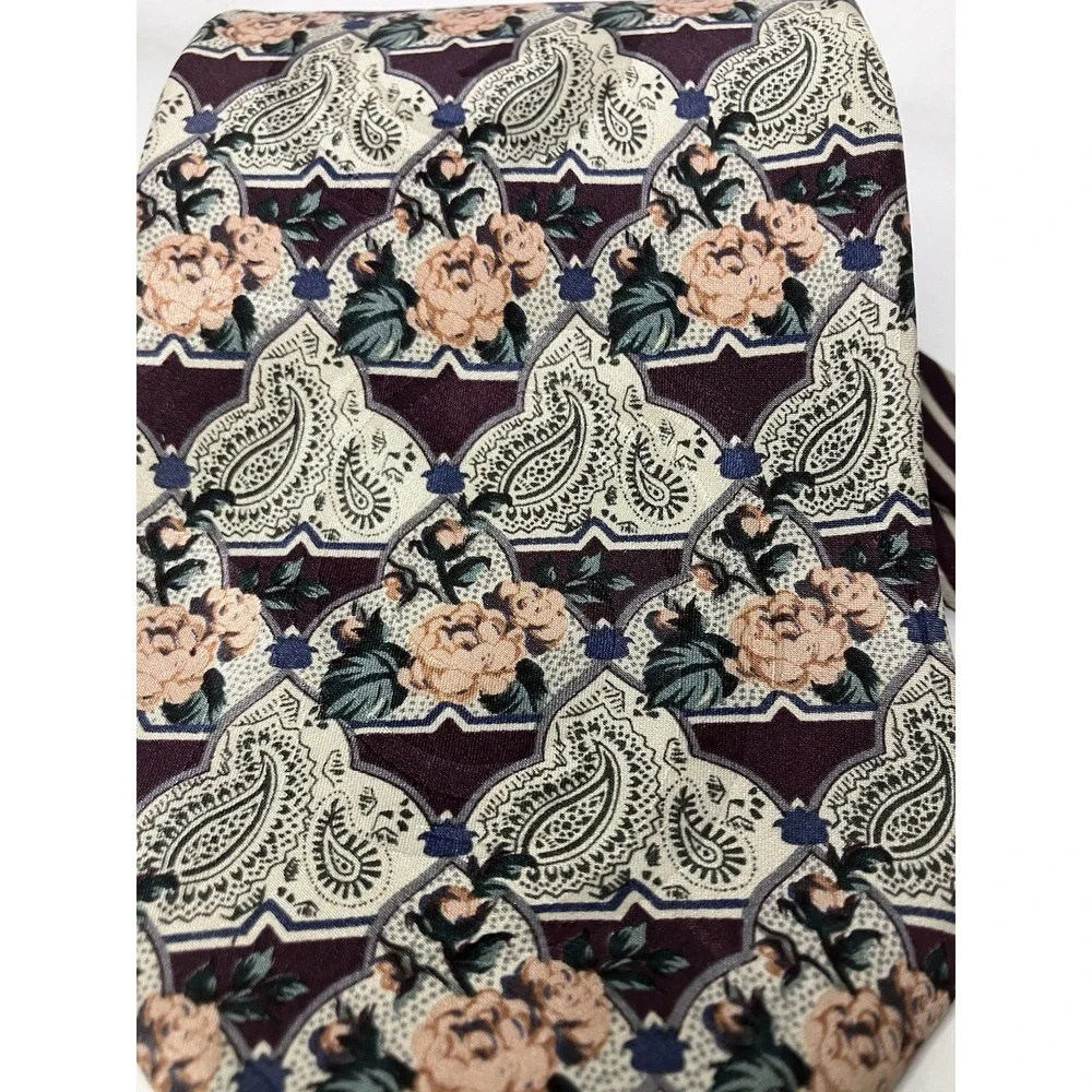 Hunting Horn J. Riggings 100% Silk Made in USA Necktie Tie Floral Stripe Pattern